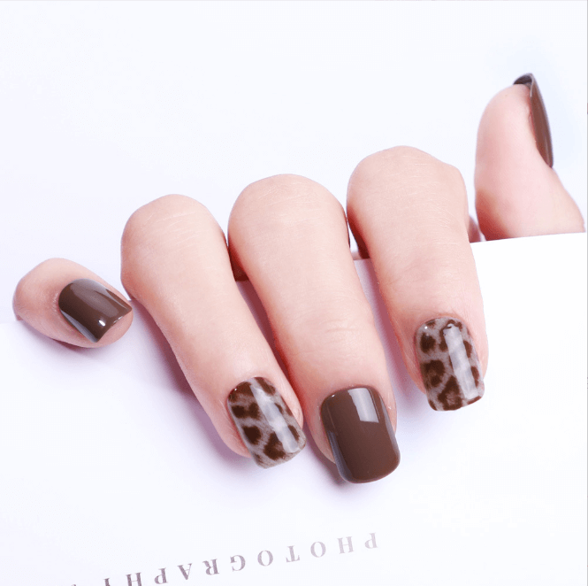 Vibeficant FlexFit Brown Press on Nails Short Squoval Leopard Print